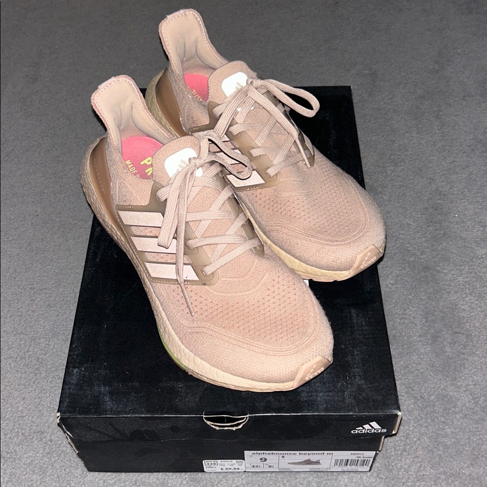 Adidas Ultraboost 22